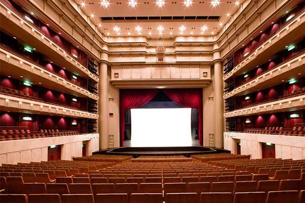 横須賀芸術劇場